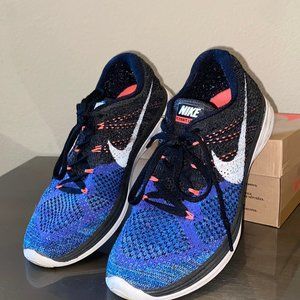 NIKE RUNNING FLYKNIT SNEAKERS